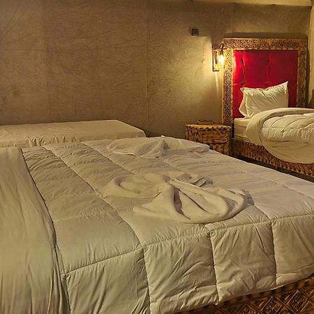 Fabulous Luxury Camp Hotel เมอร์ซูกา ภายนอก รูปภาพ