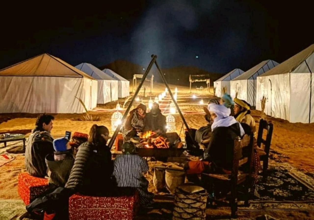 Fabulous Luxury Camp Hotel เมอร์ซูกา ภายนอก รูปภาพ