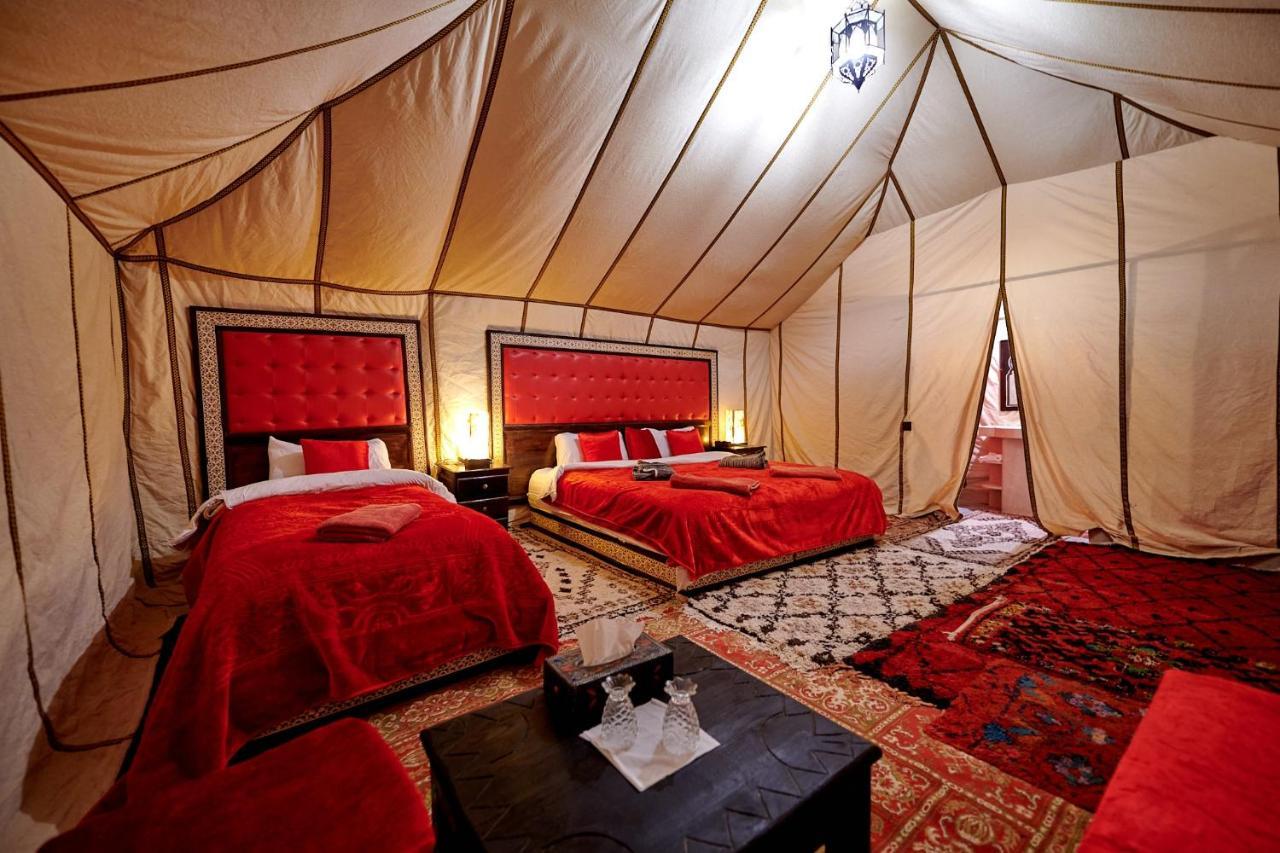 Fabulous Luxury Camp Hotel เมอร์ซูกา ภายนอก รูปภาพ