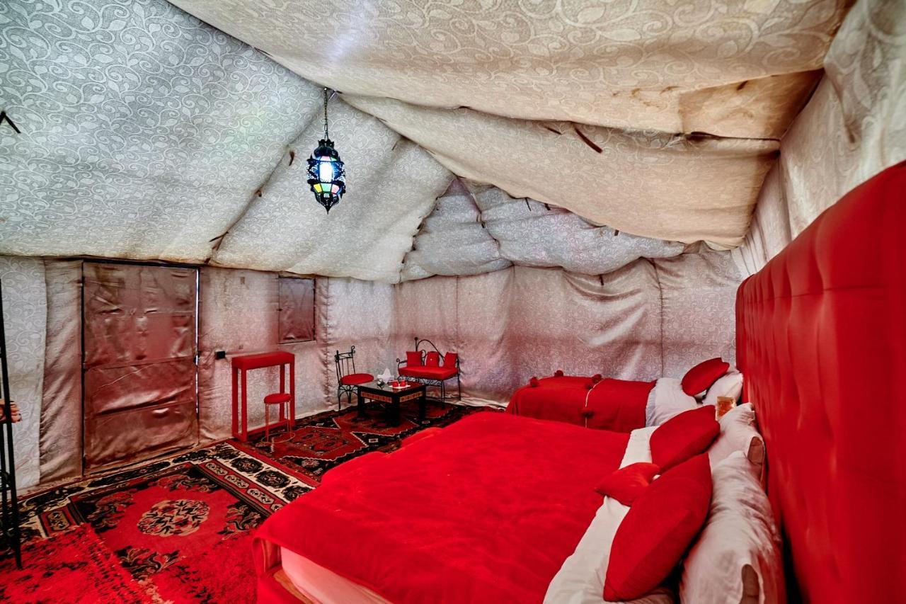 Fabulous Luxury Camp Hotel เมอร์ซูกา ภายนอก รูปภาพ