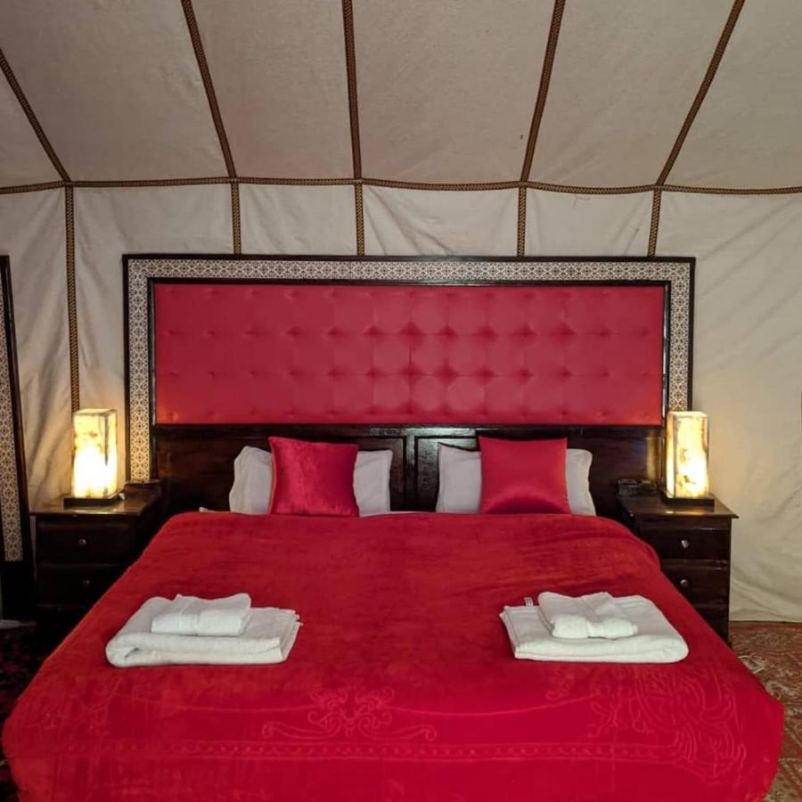 Fabulous Luxury Camp Hotel เมอร์ซูกา ภายนอก รูปภาพ